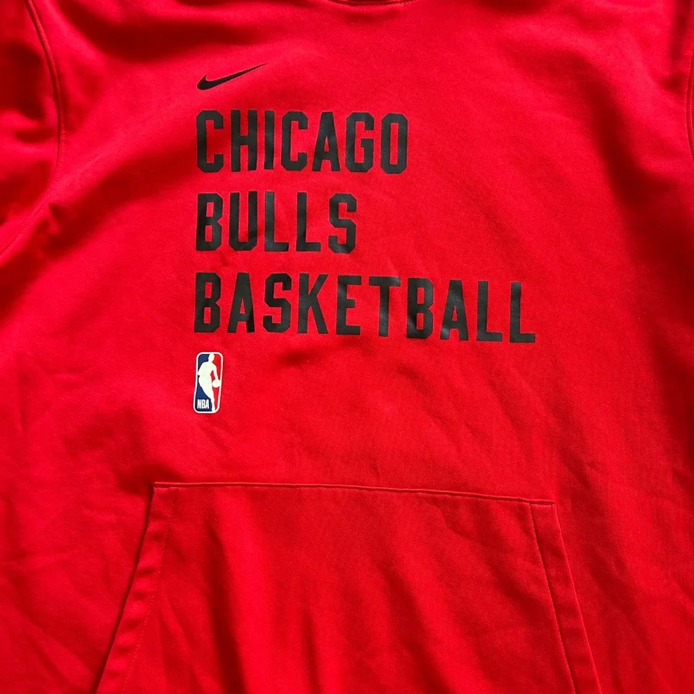 Nike Chicago Bulls Basketball Hoodie Red Youth XL 18/20 Dri-FIT Pullover NBA